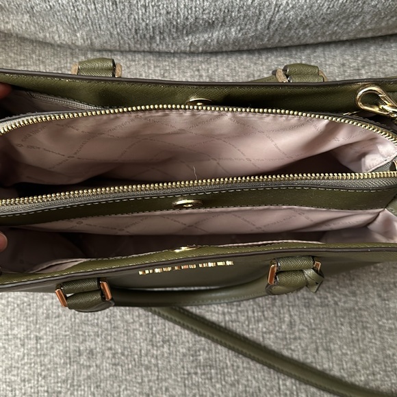 Forest green Michael Kors tote purse - Picture 2 of 3